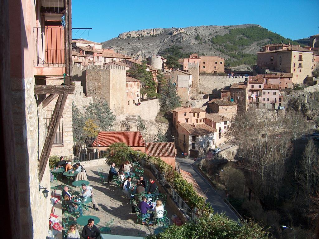 Los Palacios Albarracin Bagian luar foto